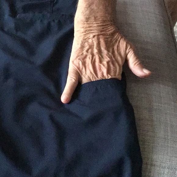 PGA TOUR navy flat front size 40 golf shorts front & back pockets side p… - Picture 5 of 5